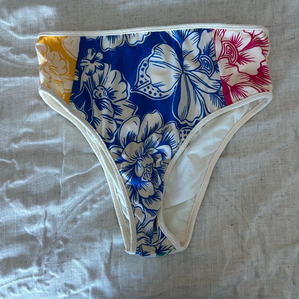 Farm Rio Tropical Chita Bikini Bottom - Picture 3 of 6